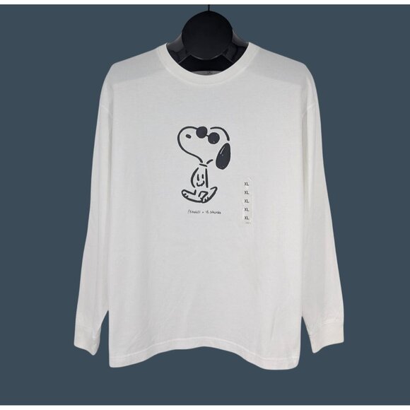 Uniqlo Tops - Uniqlo UT Peanuts Snoopy T Shirt Women Size XL Graphic Yu Nagaba Kawaii Cartoon